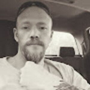 Meet your Posher, Dustin